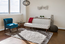 Pink Shag Tufted Handmade Area Rug - 2' x 3'