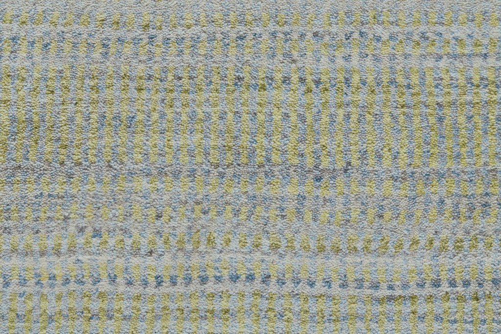 Green Blue And Tan Ombre Hand Woven Area Rug - 4' x 6'