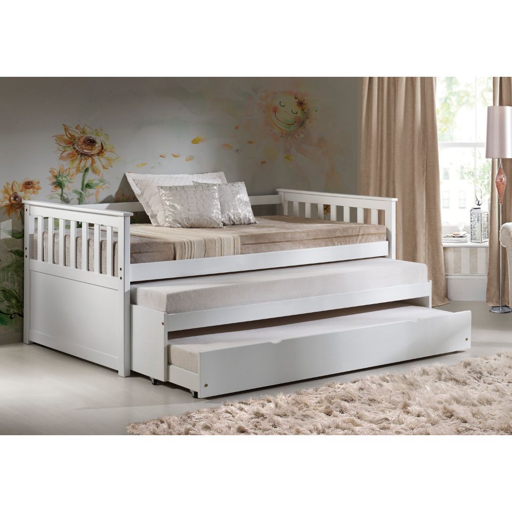 43" X 80" X 32" White Wood Daybed  Pull-Out Bed