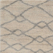 9'X13' Ivory Grey Machine Woven Chain Link Indoor Area Rug