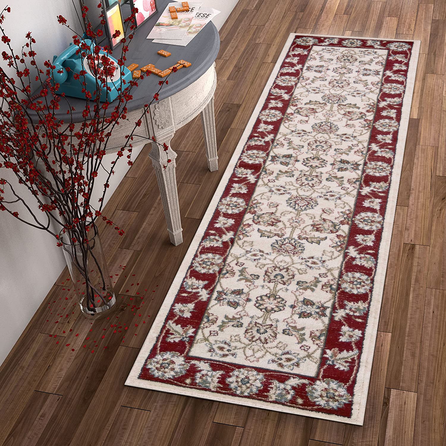 8' Round  Polypropylene Ivory Or Red Area Rug