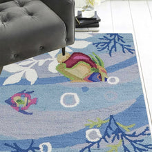 8' Blue Hand Hooked Marine Life Round Indoor Area Rug