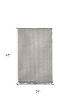 7' X 9'  Wool Ivory Or Grey Area Rug