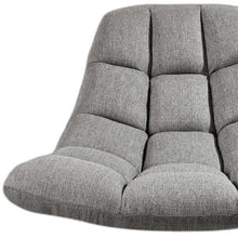 Silla gris claro de tela con textura suave y acero cepillado - 40