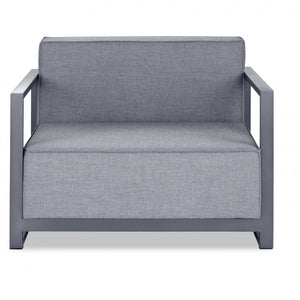 29 X 39 X 41 Gray Aluminum Armchair