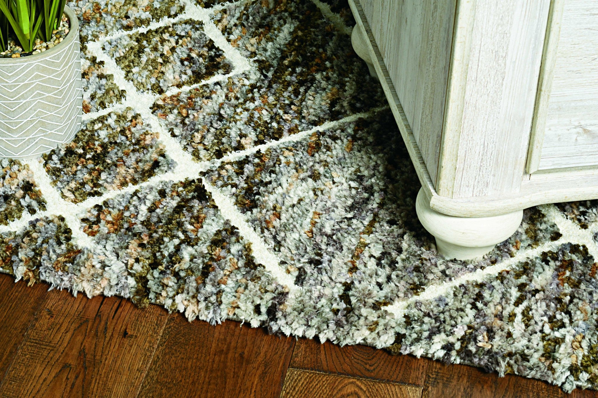 2' X 7' Mocha Geometric Diamond Runner Rug With Fringe