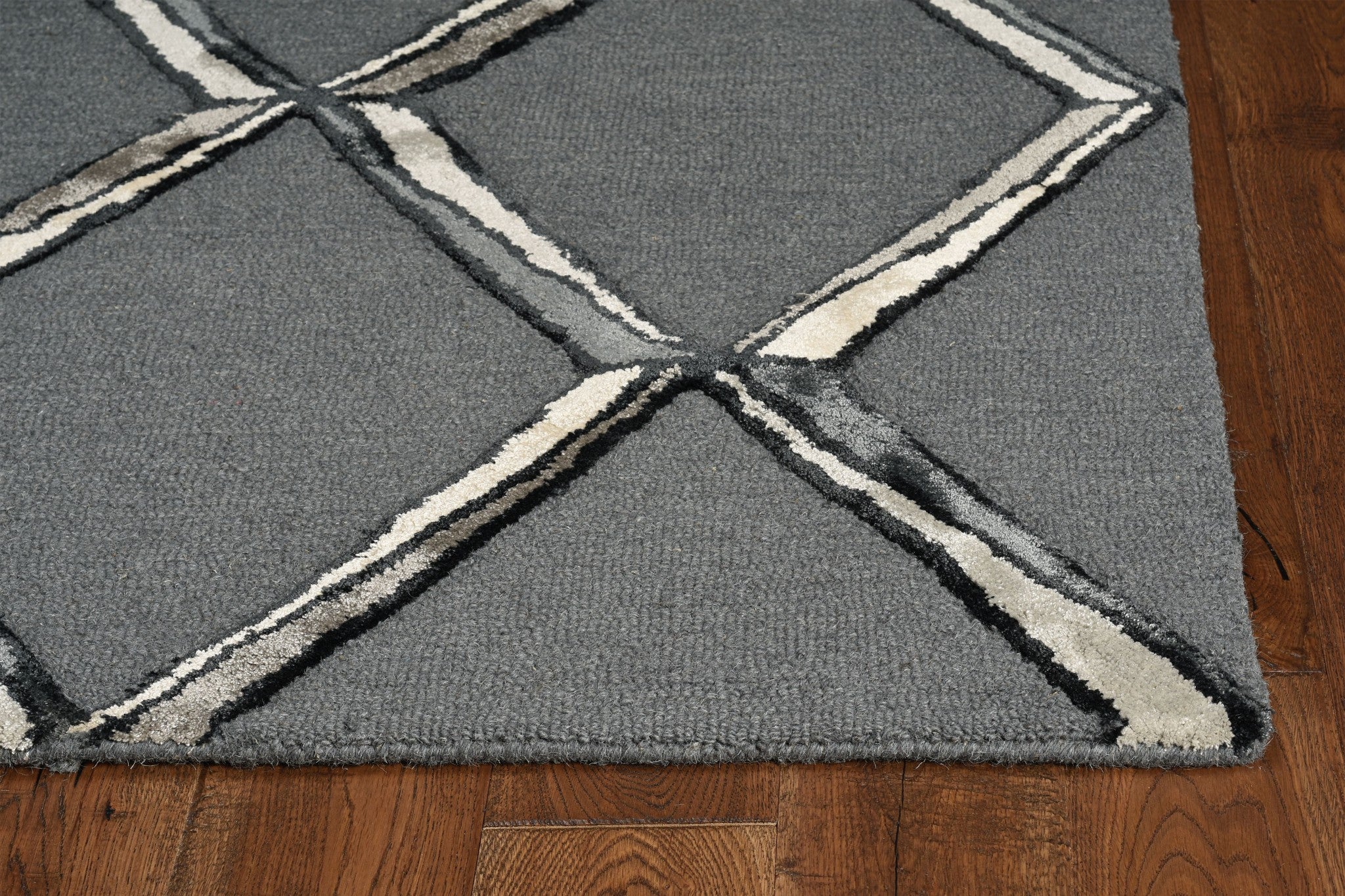 12'X15' Charcoal Silver Hand Tufted Diamond Pattern Indoor Area Rug