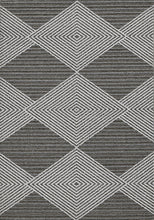 4' X 6' Grey Or Ivory Geometric Diamond Area Rug