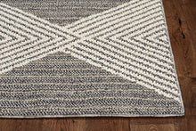 4' X 6' Grey Or Ivory Geometric Diamond Area Rug