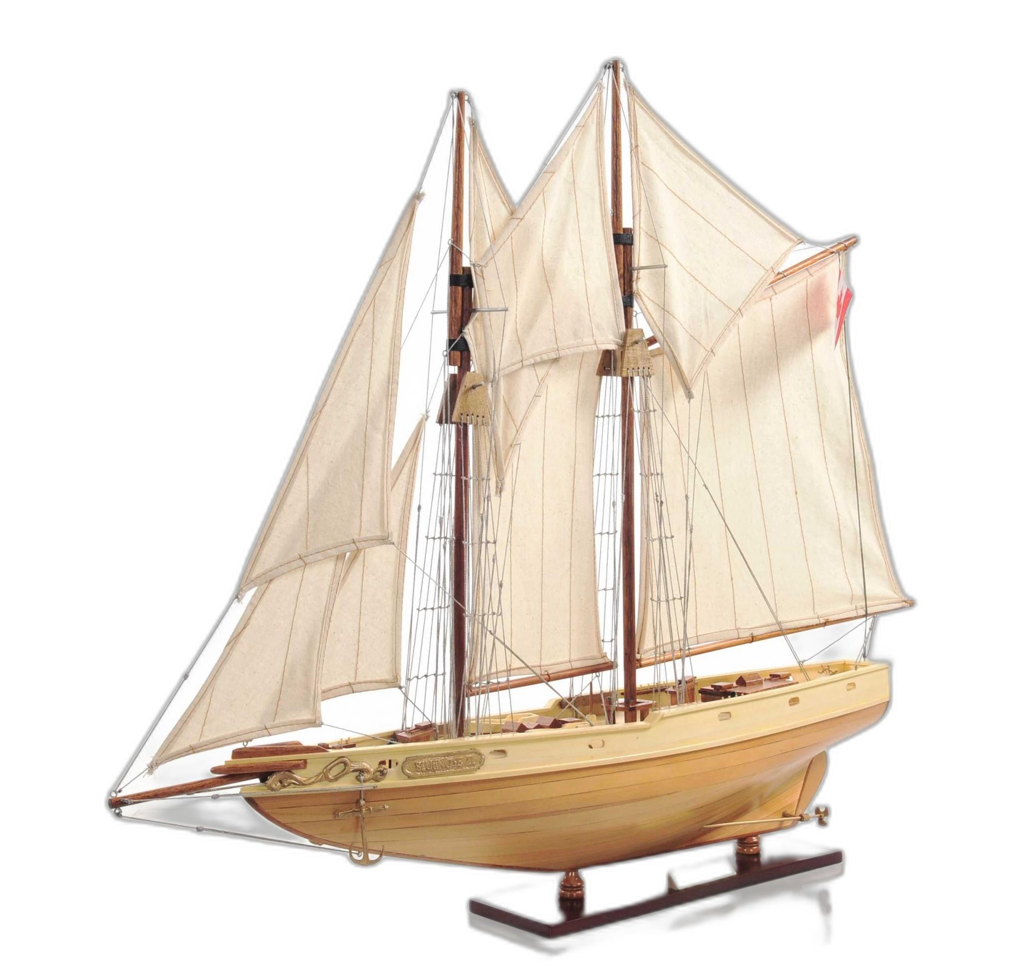 Bluenose Model In Light Brwon Finish