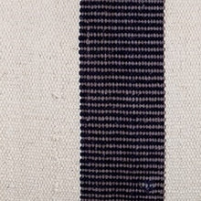 Puf Azteca Gris Marino Y Beige