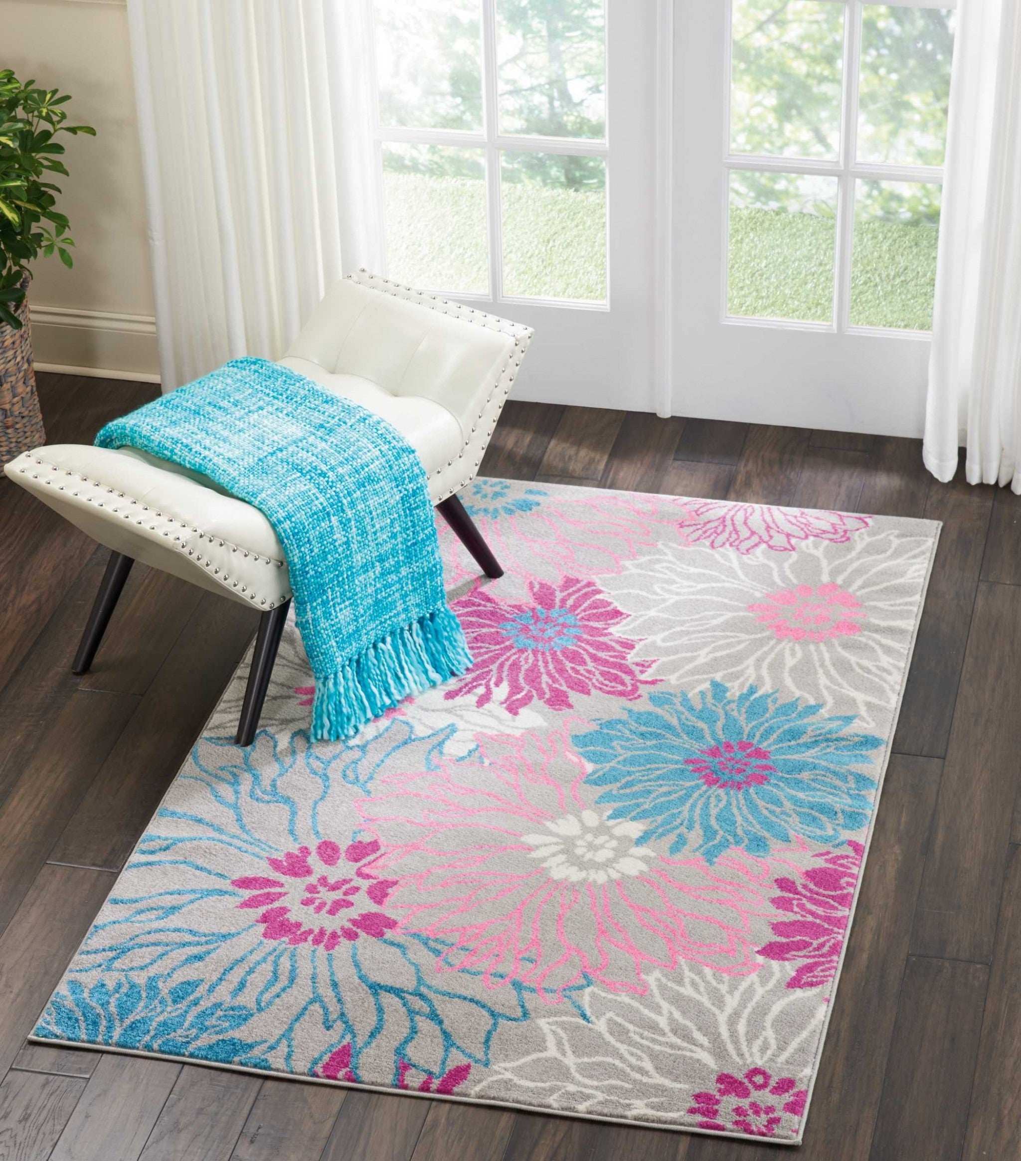 2’ X 6’ Gray And Pink Tropical Flower Runner Rug