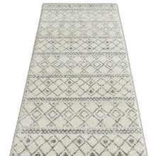 2’ X 10’ Ivory And Gray Berber Pattern Runner Rug