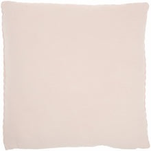 淺粉色 V 形編織抱枕