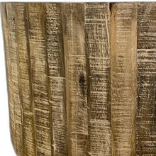 Mesa de centro rústica redonda de tocón actualizada