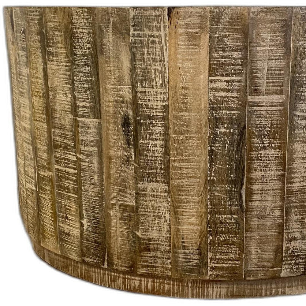 Mesa de centro rústica redonda de tocón actualizada