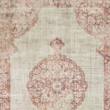 2’X8’ Ivory And Pink Medallion Runner Rug