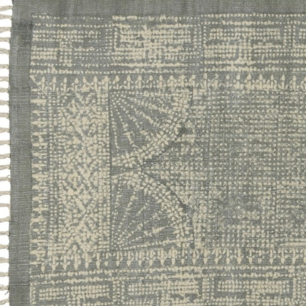 4’ X 6’ Sky Gray Distressed Medallion Area Rug