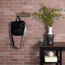 Ganchos de pared de madera tradicionales