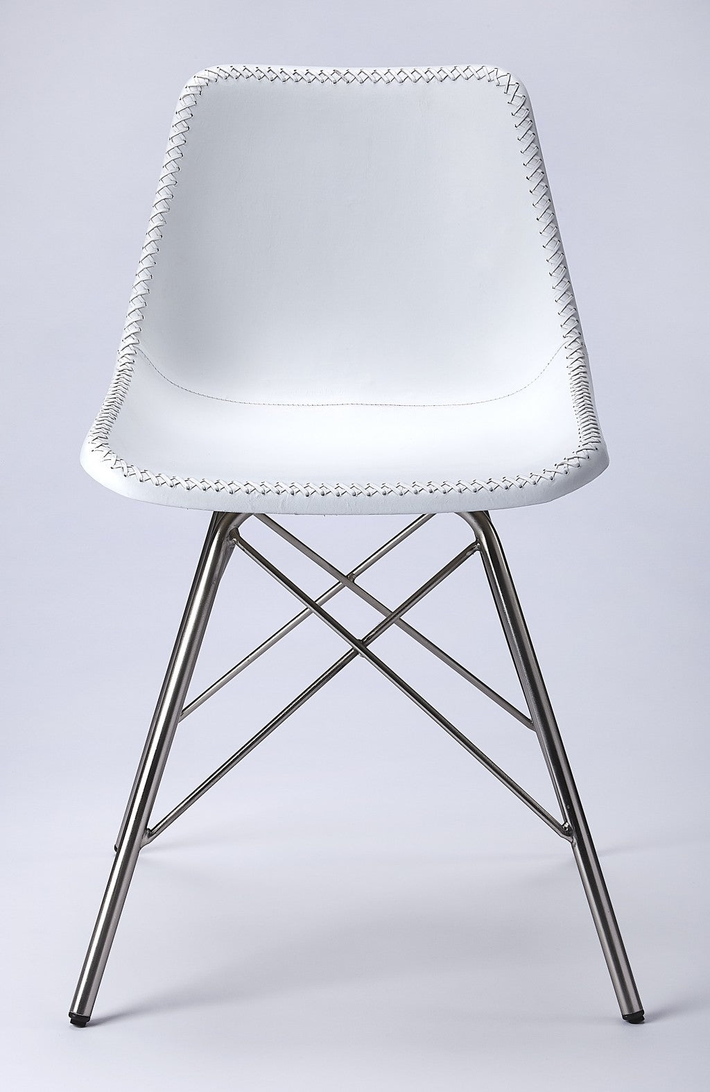Silla decorativa de cuero blanco