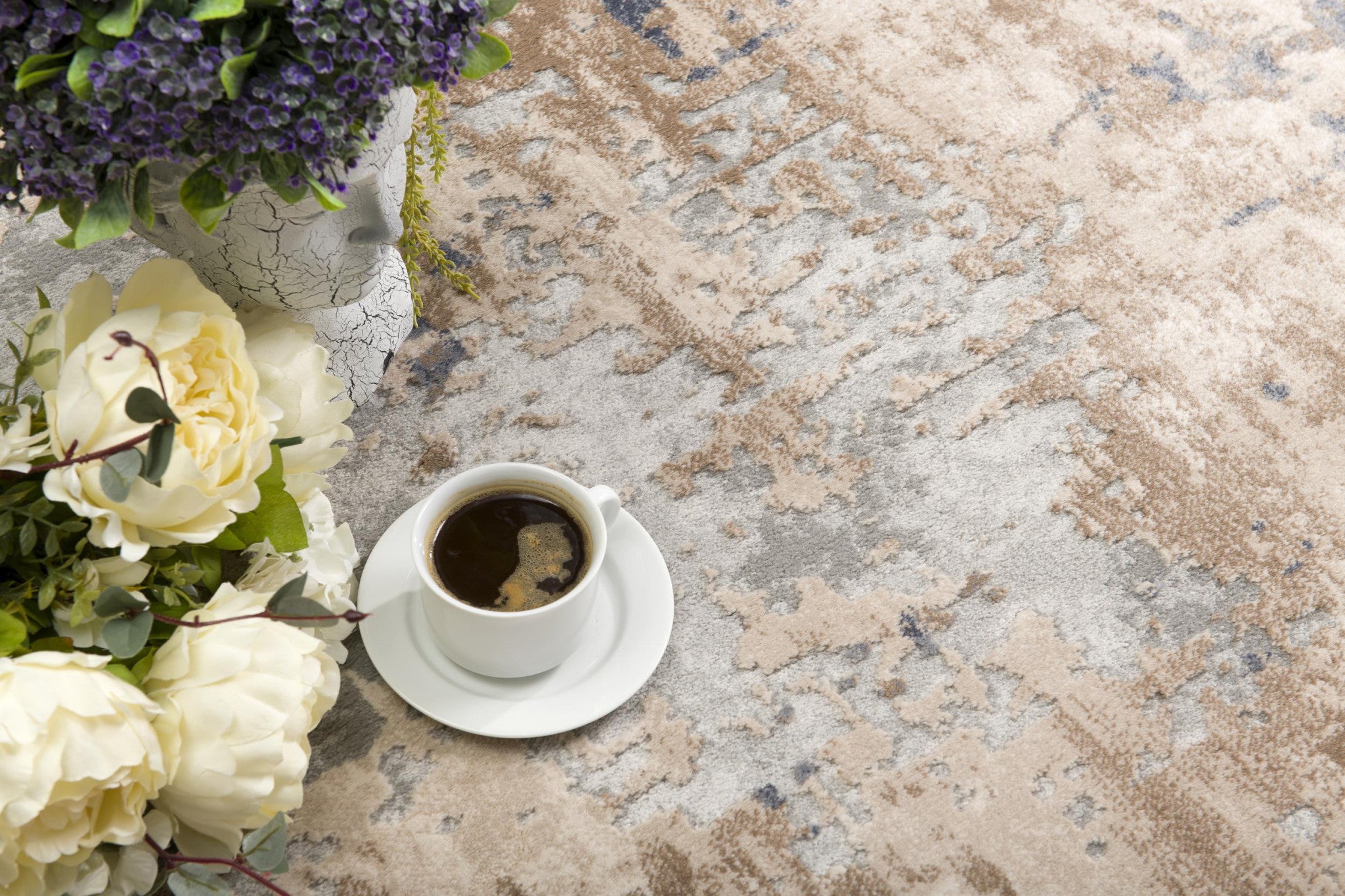 3’ X 5’ Beige And Ivory Abstract Area Rug