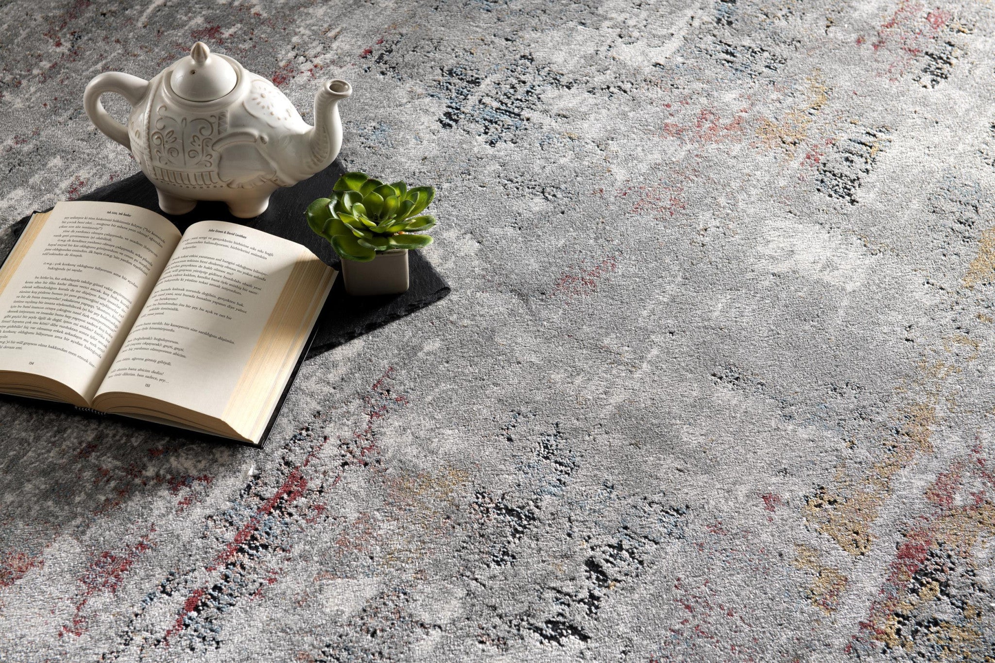 2’ X 10’ Gray And Ivory Abstract Runner Rug