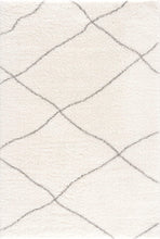 5’ X 8’ Ivory Modern Uneven Lattice Area Rug