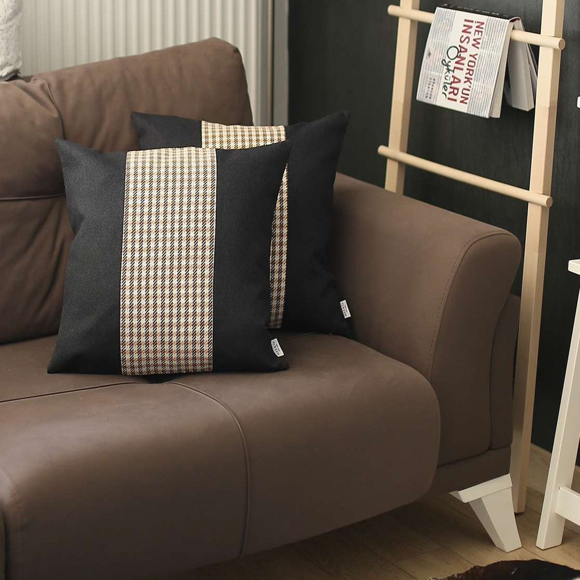 黑色和棕褐色千鳥格枕套 2 件套
