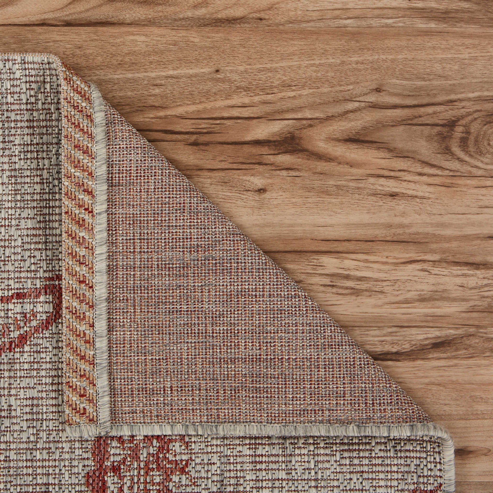 Beige Indoor Outdoor Area Rug - 5' x 7'