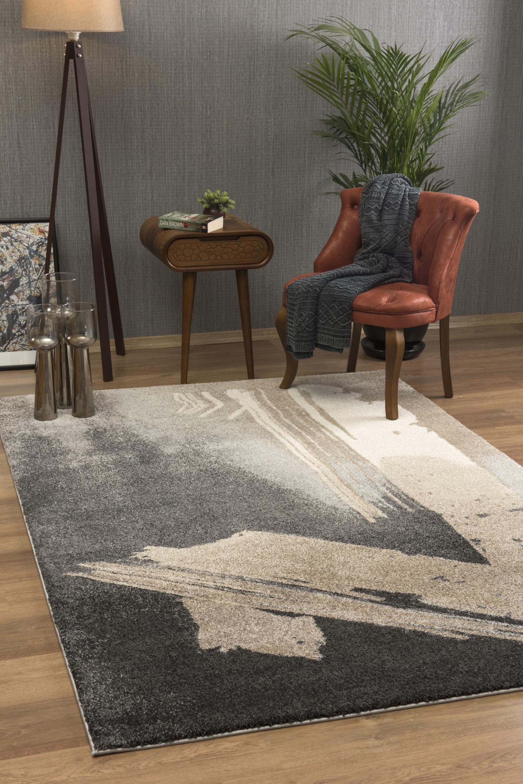Gray and Tan Abstract Stroke Area Rug - 4’ x 6’