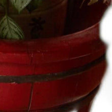 5’ x 8’ Tan and Ivory Grid Area Rug