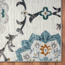 8’ x 10’ White Floral Quatrefoil Area Rug