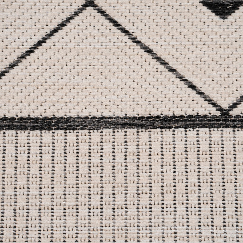 8? X 10? Gray/White/Cream Indoor Outdoor Area Rug