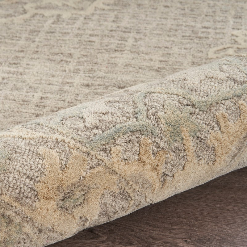 5’ x 8’ Beige Distressed Floral Area Rug