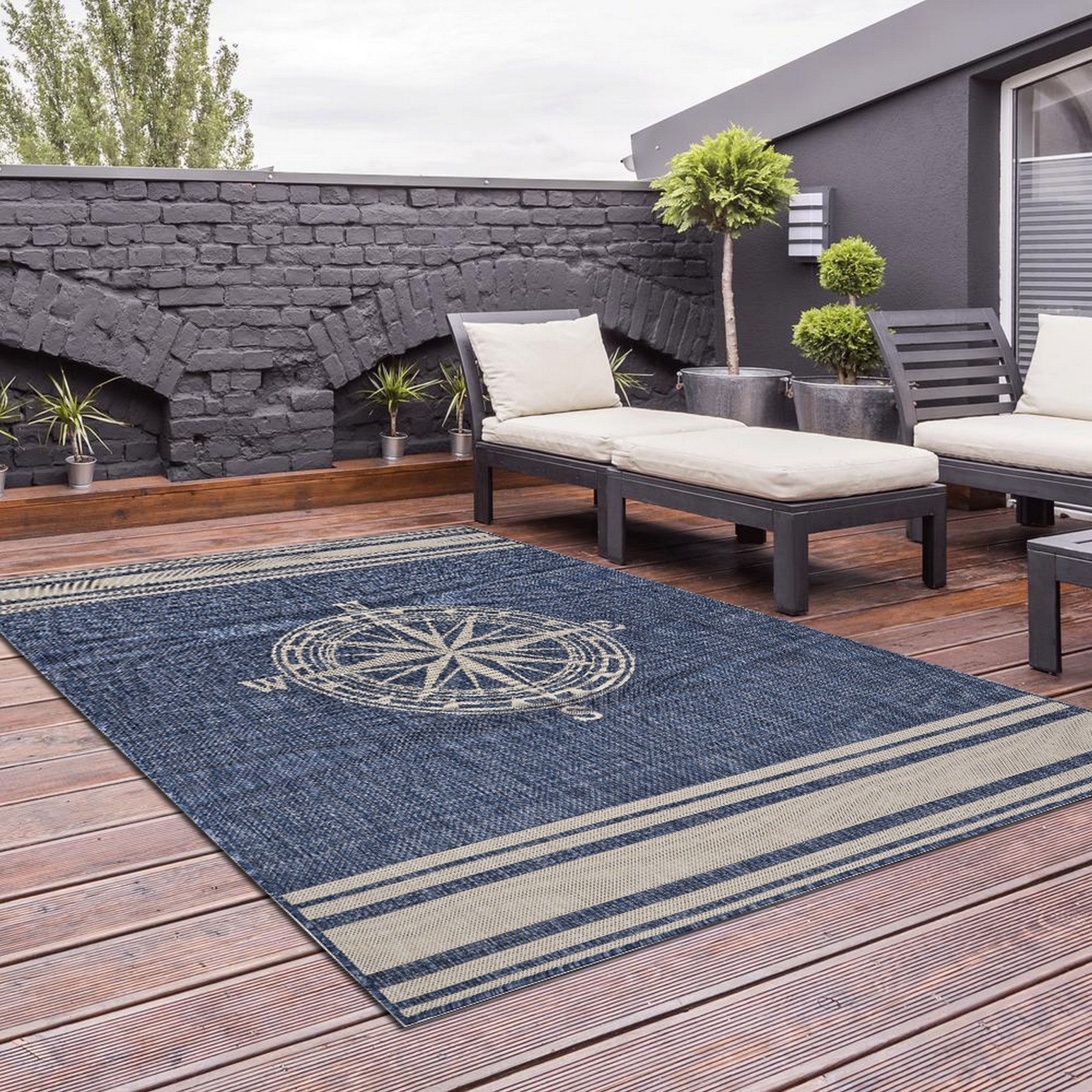 8? X 10? Blue/White Indoor Outdoor Area Rug