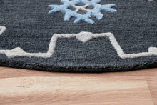 5’ Round Charcoal Geometric Border Area Rug