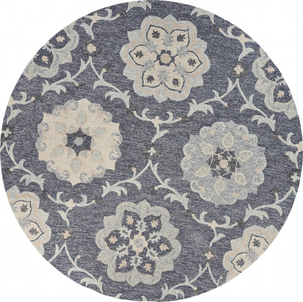 5’ x 7’ Gray Floral Trellis Area Rug