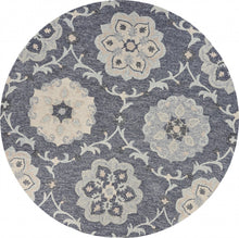 5’ x 7’ Gray Floral Trellis Area Rug