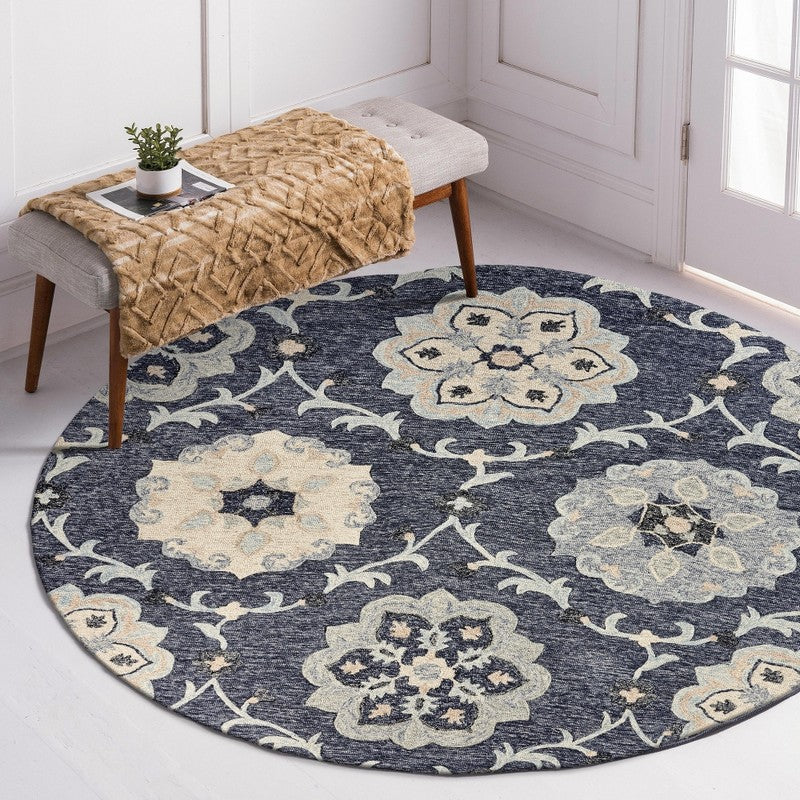 5’ x 7’ Gray Floral Trellis Area Rug