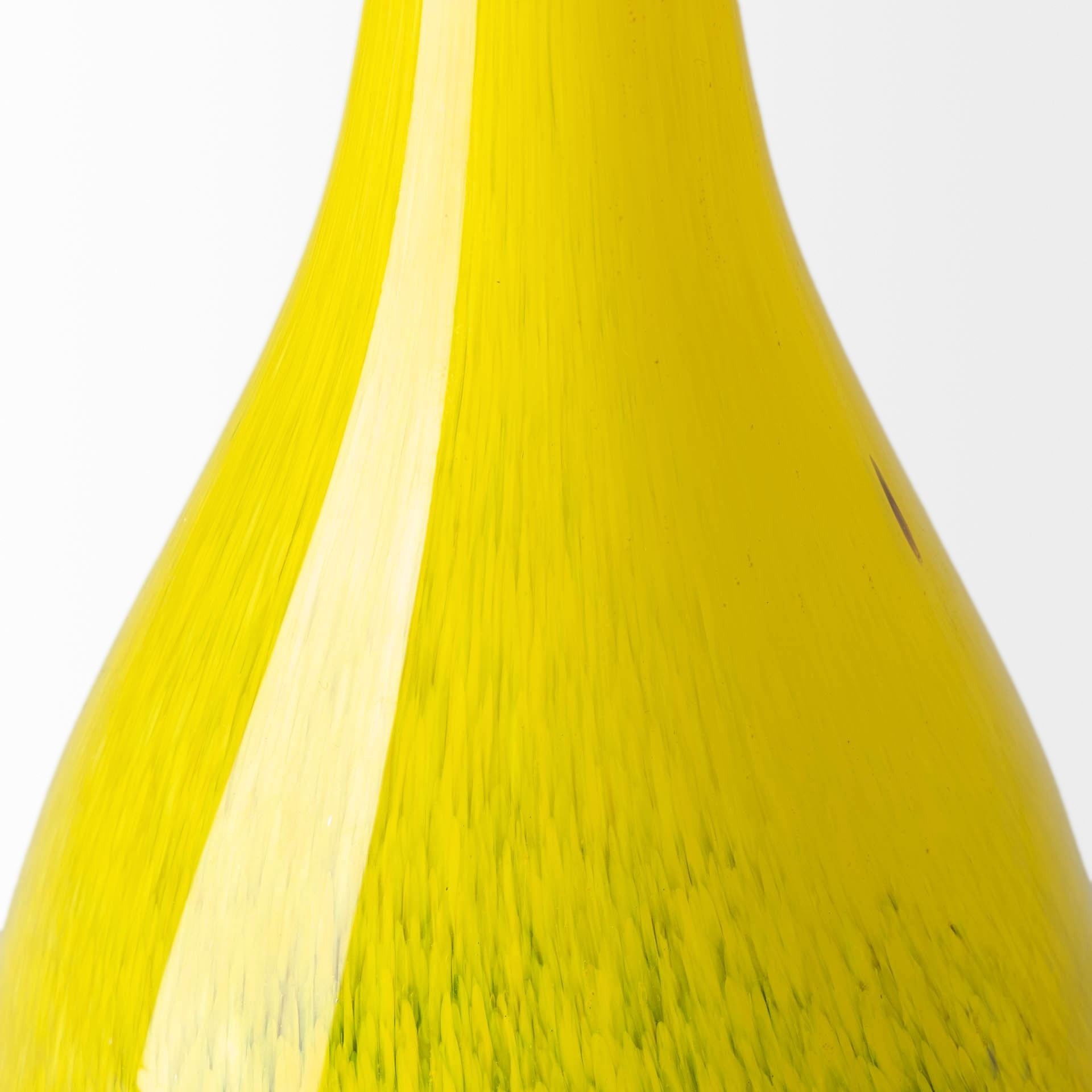 21" Lovely Yellow and Gray Handblown Spunglass Vase