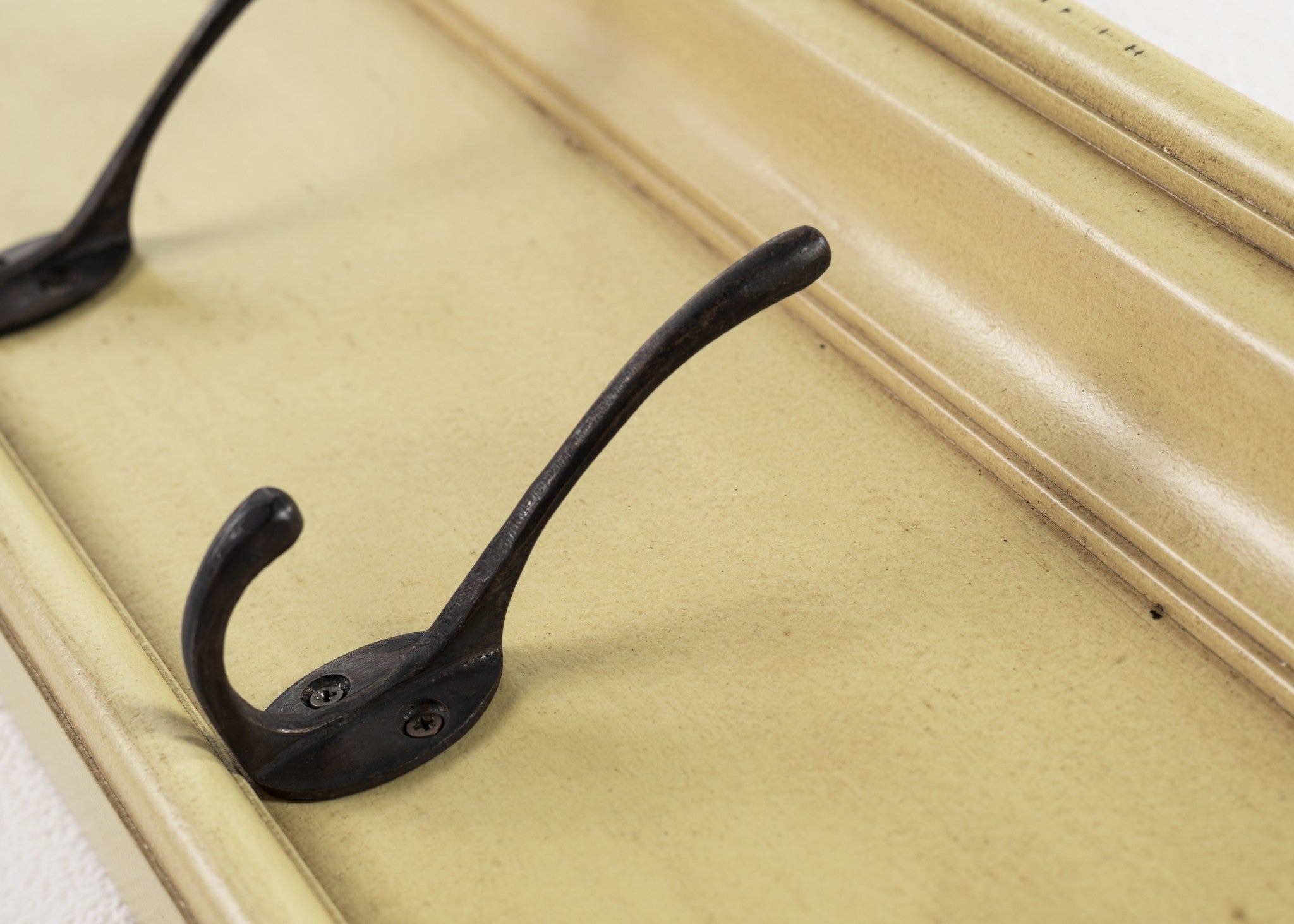 Rustic Antiqued Yellow Wood Four Hook Hanging Coat Rack