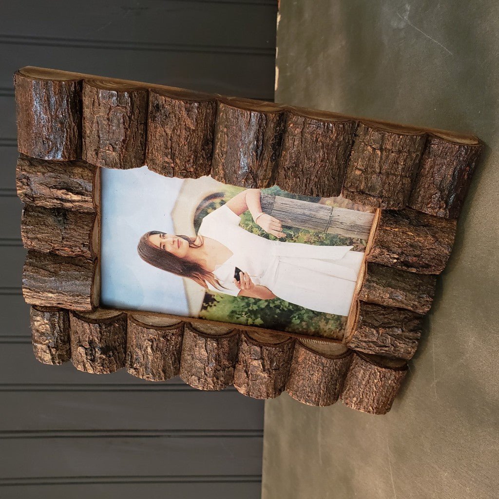 Log Cabin Style Picture Frames - 4" x 6"