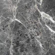 Negro sobre mesa de centro de imitación de mármol inoxidable