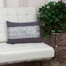 華麗灰色帶銀色亮片腰靠枕