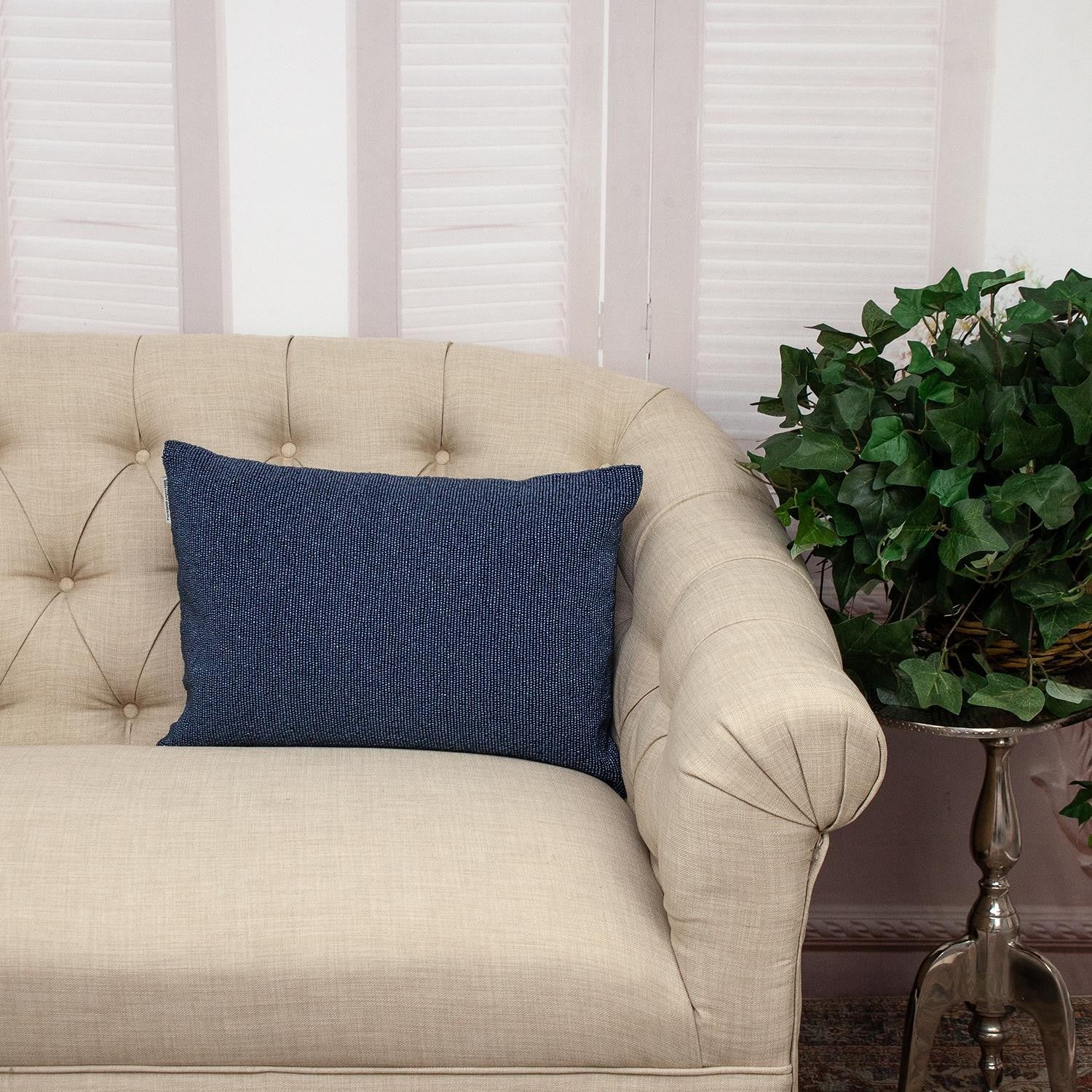 閃閃發光的藍色串珠豪華抱枕