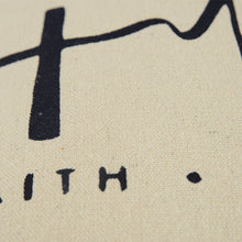 黑色灰褐色帆布標誌性符號抱枕