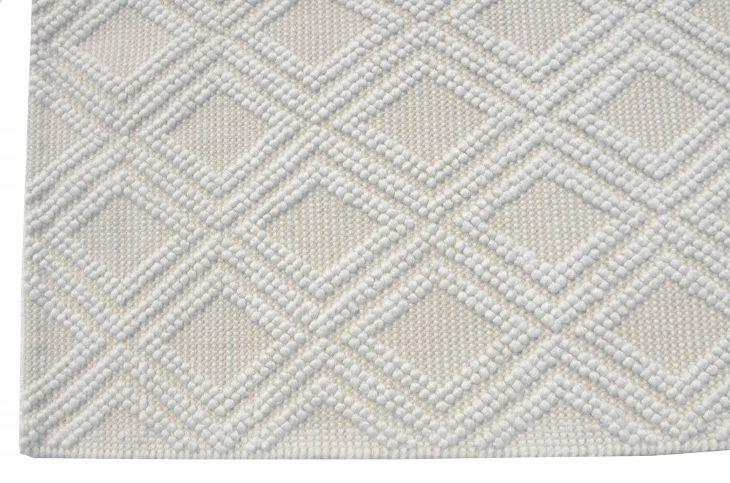 Ivory Diamond Lattice Modern Area Rug - 5’ x 7’