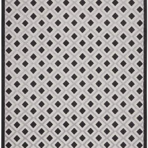 10' X 13' Black And White Gingham Non Skid Indoor Outdoor Area Rug
