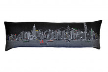Cojín decorativo lumbar de 45 pulgadas con horizonte nocturno de Hong Kong, color negro