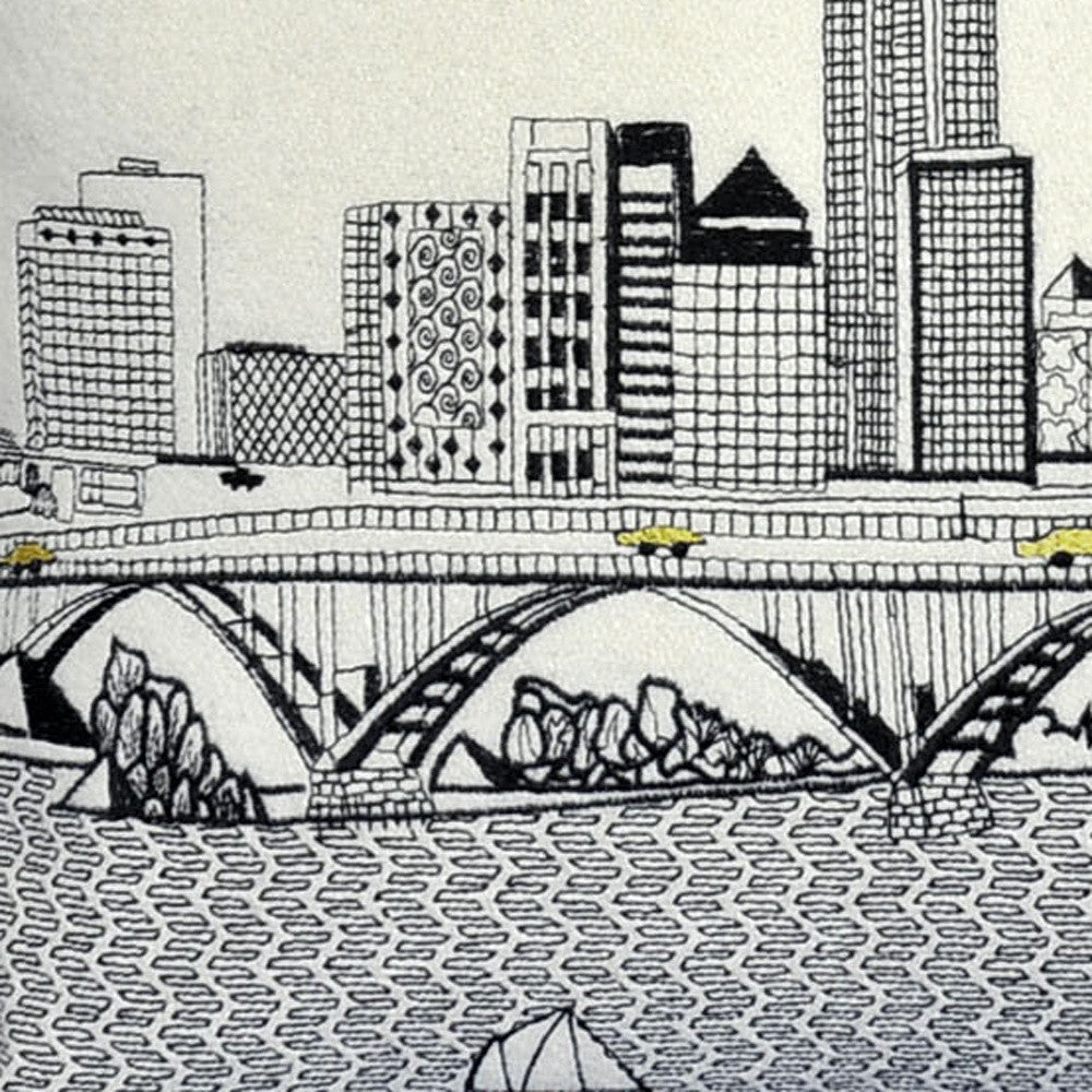 24 英寸白色克利夫蘭日光天際線腰枕裝飾枕頭